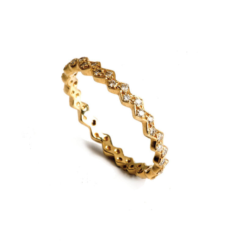 Levant Zig-Zag Ring with Diamonds