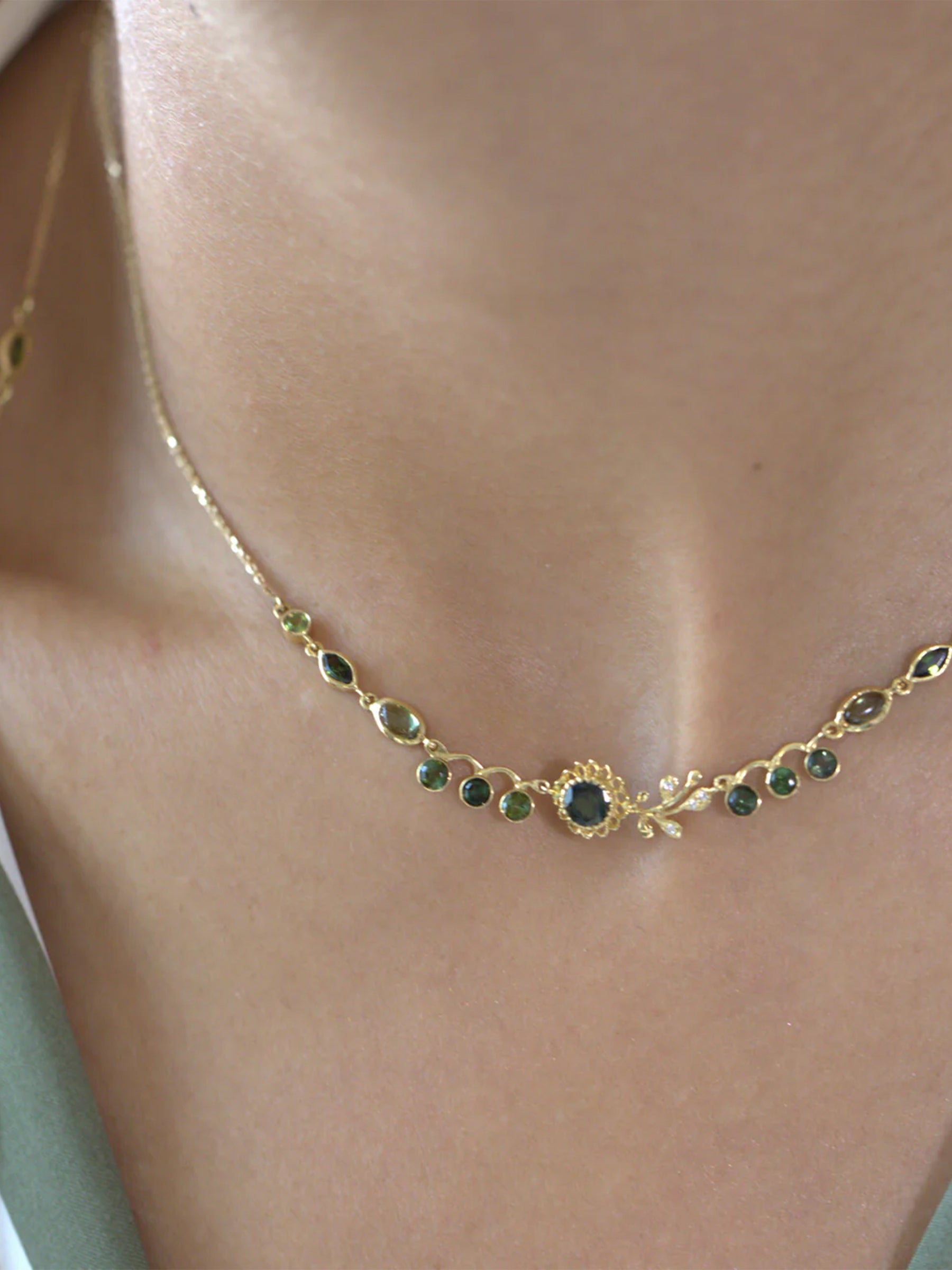 Aghabani Green Lily Veins Necklace