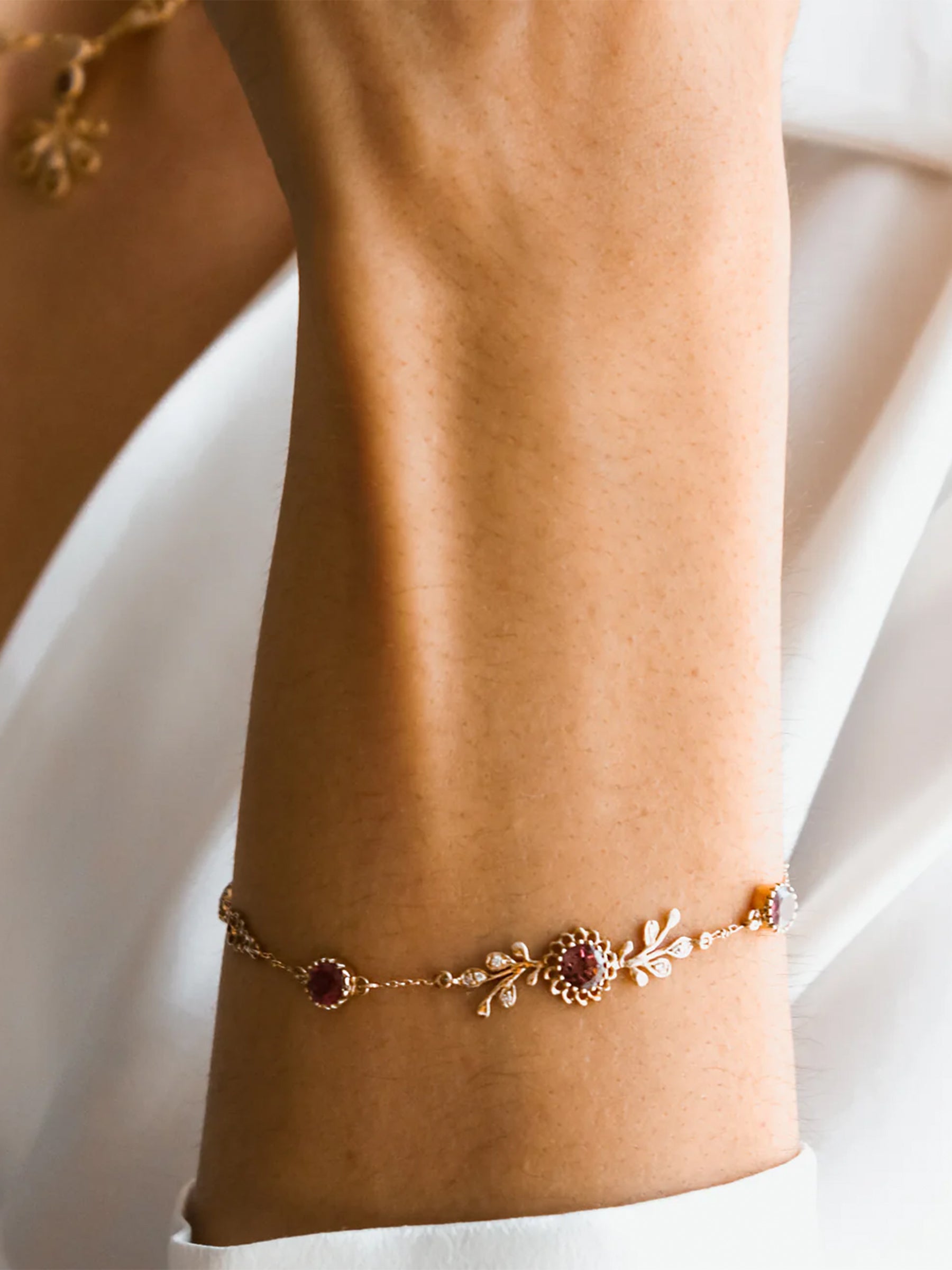 Aghabani Lily Veins Bracelet