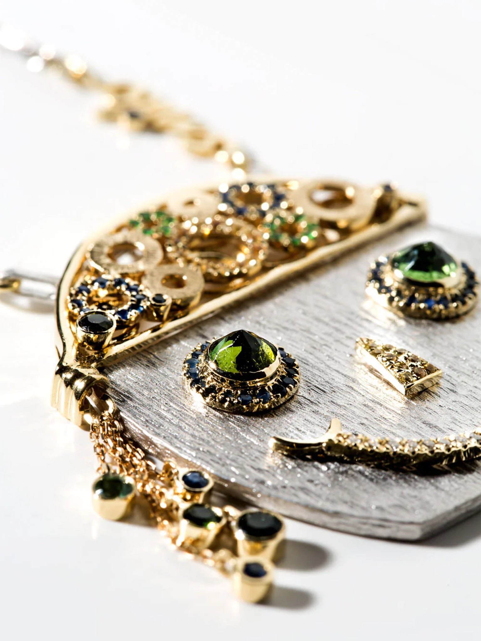 Desdemona Smile Necklace